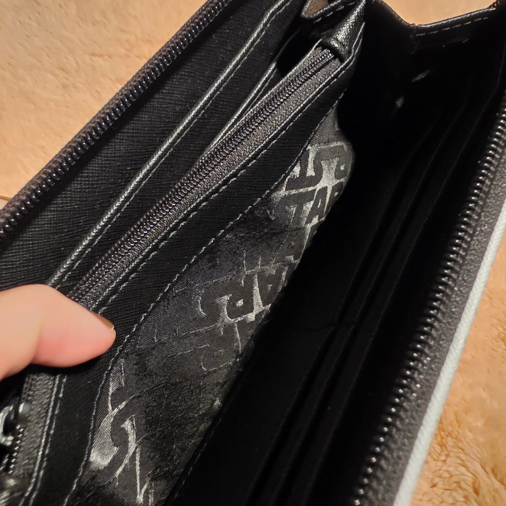 Loungefly Star Wars Black and White Stormtrooper Wallet - Picture 6 of 6